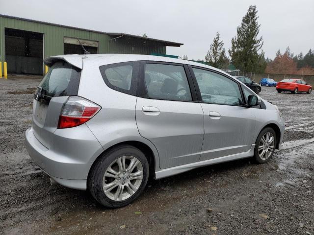 JHMGE8H56BS009225 - 2011 HONDA FIT SPORT SILVER photo 3