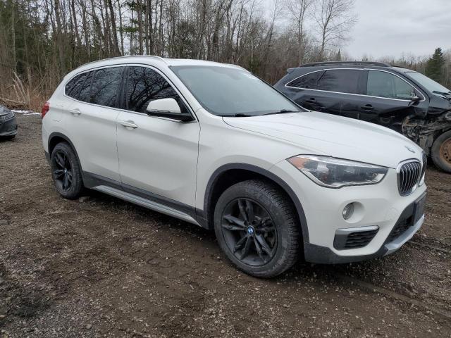 WBXHT3C31J3H32905 - 2018 BMW X1 XDRIVE28I WHITE photo 4