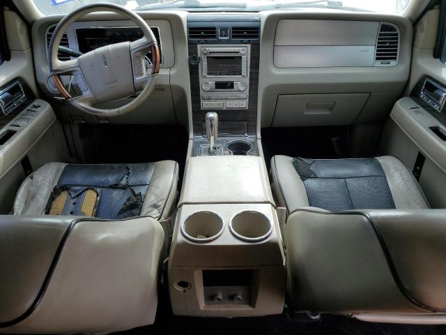 5LMFU27508LJ16409 - 2008 LINCOLN NAVIGATOR შავი ფოტო 8