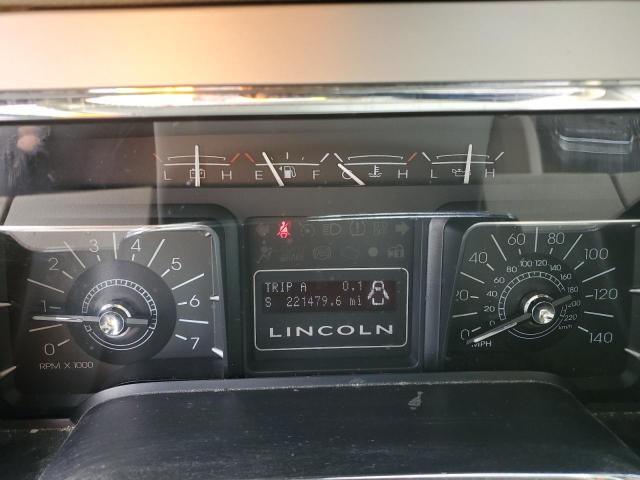 5LMFU27508LJ16409 - 2008 LINCOLN NAVIGATOR შავი ფოტო 9