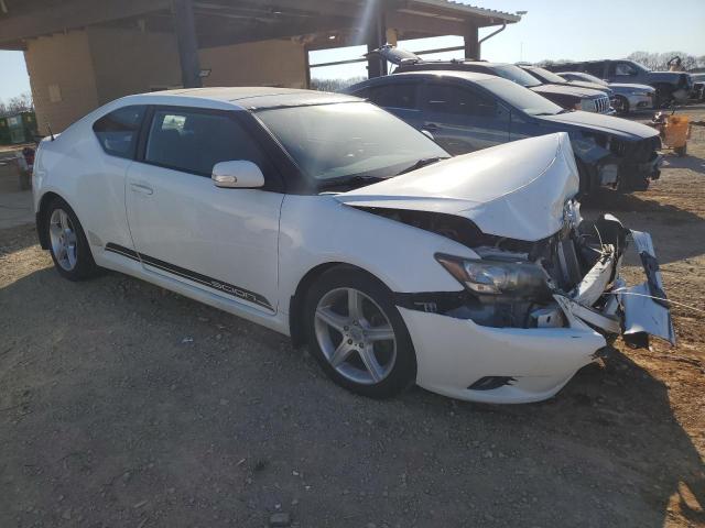 JTKJF5C72B3015781 - 2011 TOYOTA SCION TC WHITE photo 4