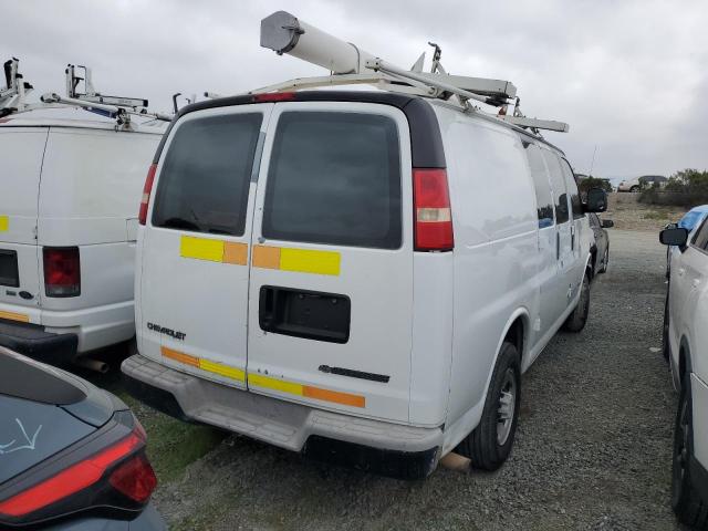 1GCGG25V361178157 - 2006 CHEVROLET EXPRESS G2 WHITE photo 6