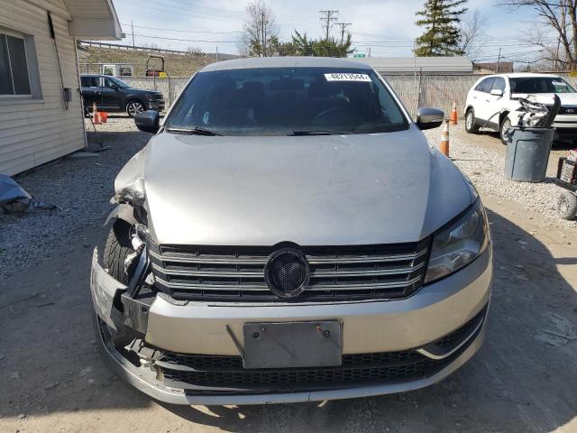 1VWAP7A32DC001833 - 2013 VOLKSWAGEN PASSAT S SILVER photo 5