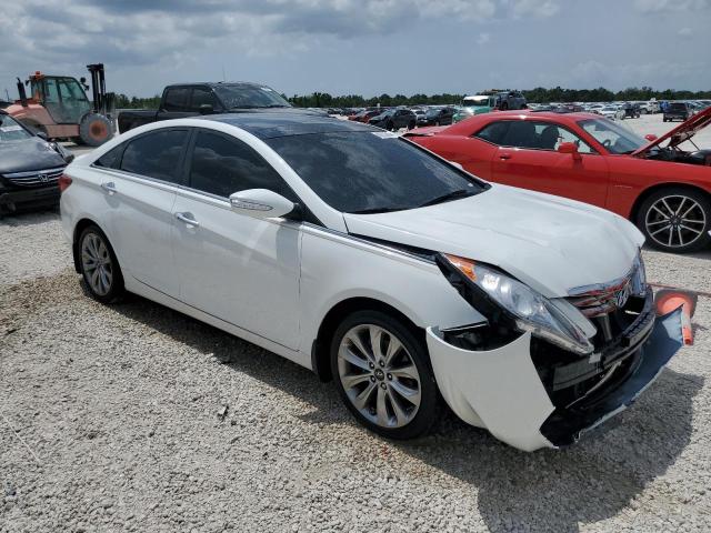 5NPEC4AB3CH405667 - 2012 HYUNDAI SONATA SE WHITE photo 4