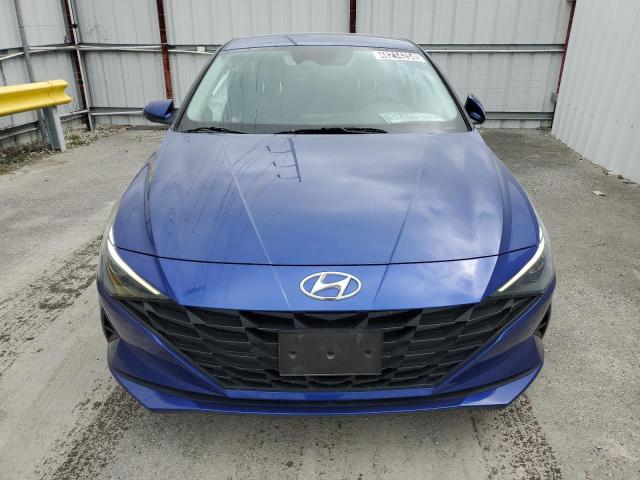 5NPLM4AG7MH052190 - 2021 HYUNDAI ELANTRA SEL BLUE photo 5