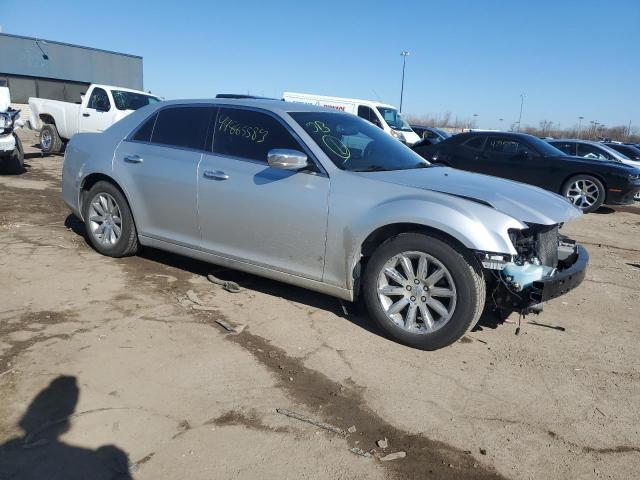 2C3CCACG3CH306696 - 2012 CHRYSLER 300 LIMITED SILVER photo 4