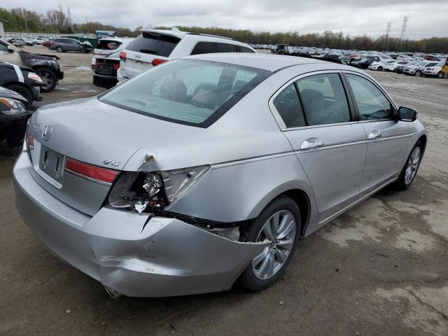 1HGCP3F71BA015832 - 2011 HONDA ACCORD EX SILVER photo 3