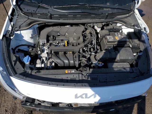 3KPA24AD6NE463329 - 2022 KIA RIO LX WHITE photo 11