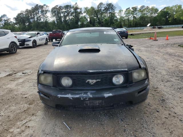 1ZVHT82H285132765 - 2008 FORD MUSTANG GT BLACK photo 5