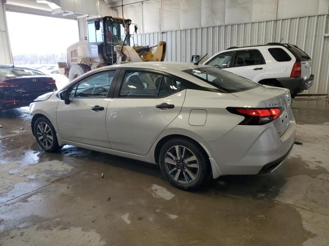 3N1CN8DV8PL872834 - 2023 NISSAN VERSA S SILVER photo 2