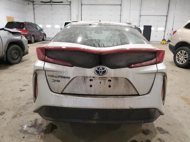 JTDKARFP9J3076539 - 2018 TOYOTA PRIUS PRIM 银色 照片 6