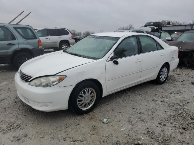 4T1BE32K85U393381 - 2005 TOYOTA CAMRY LE WHITE photo 1