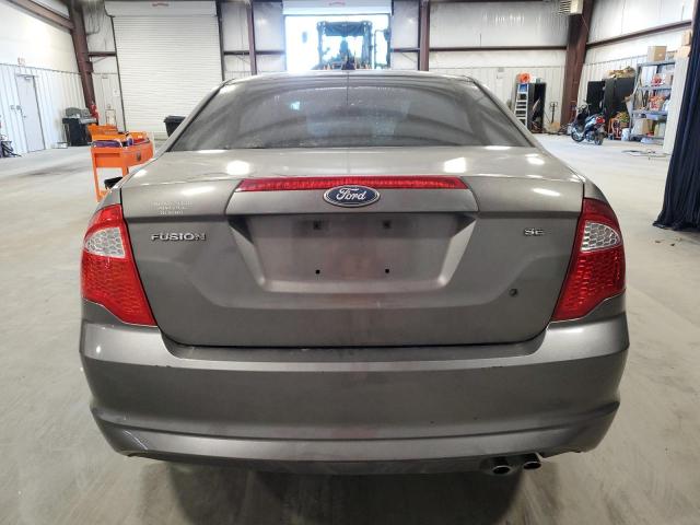 3FAHP0HA3BR109797 - 2011 FORD FUSION SE GRAY photo 6