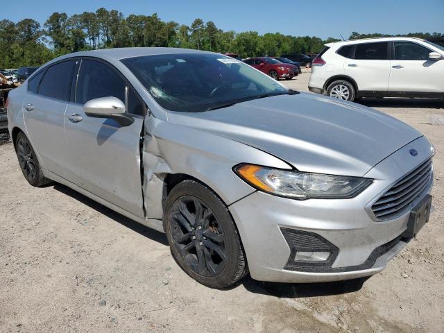 3FA6P0HD9KR170766 - 2019 FORD FUSION SE SILVER photo 4