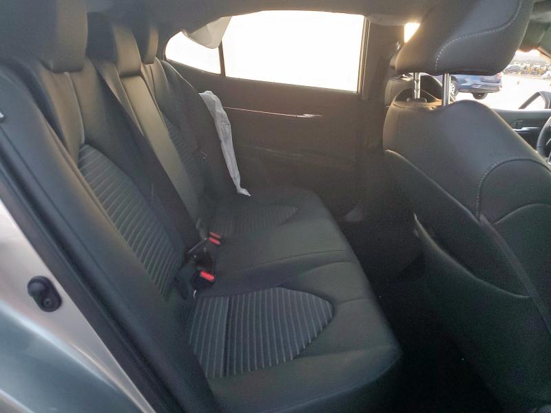 4T1G11AK4RU893633 - 2024 TOYOTA CAMRY SE NIGHT SHADE SILVER photo 10