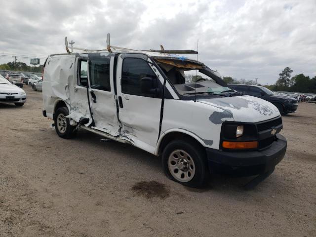 1GCSGAFX8B1105557 - 2011 CHEVROLET EXPRESS G1 WHITE photo 4