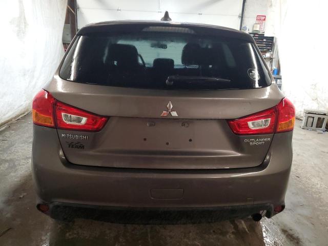 JA4AP3AU9HZ005170 - 2017 MITSUBISHI OUTLANDER ES BROWN photo 6