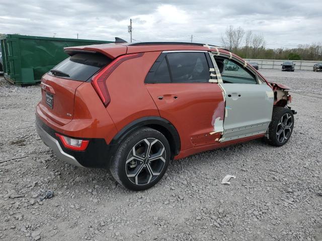 KNDCR3LE6P5093521 - 2023 KIA NIRO EX ORANGE photo 3