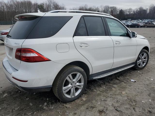 4JGDA5HB8FA568822 - 2015 MERCEDES-BENZ ML 350 4MATIC WHITE photo 3