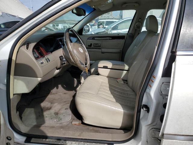 1LNHM81W93Y631906 - 2003 LINCOLN TOWN CAR EXECUTIVE WHITE photo 7