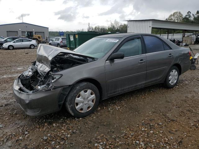 4T1BE32K95U991785 - 2005 TOYOTA CAMRY LE GRAY photo 1