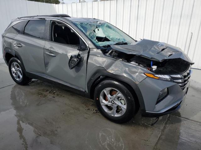 5NMJB3DE9RH345661 - 2024 HYUNDAI TUCSON SEL GRAY photo 4