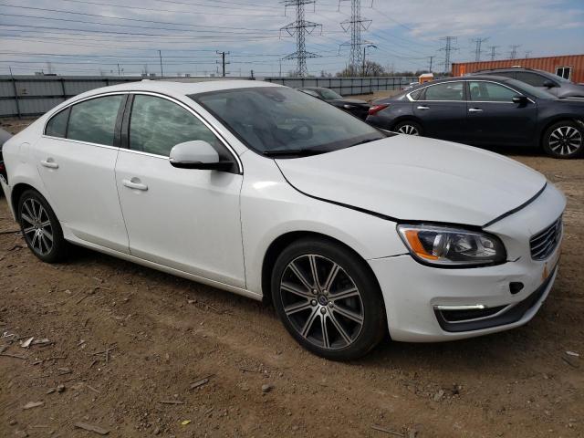 LYV402TK6HB149912 - 2017 VOLVO S60 PREMIER WHITE photo 4