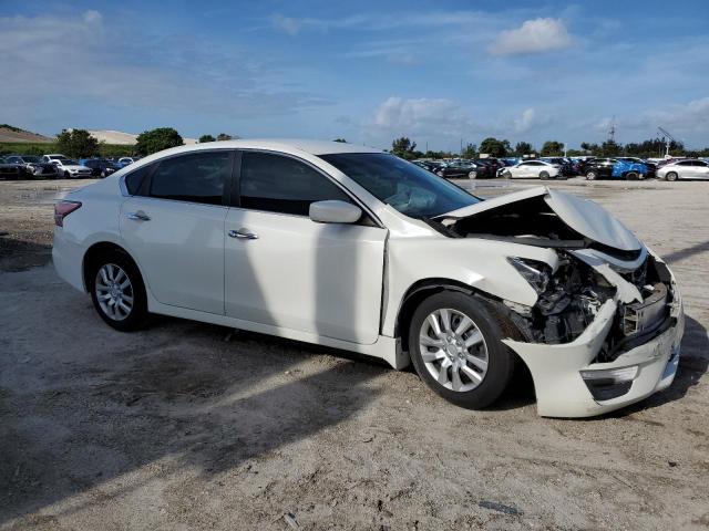 1N4AL3AP3FC181990 - 2015 NISSAN ALTIMA 2.5 WHITE photo 4