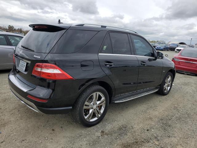 4JGDA5HB6CA068606 - 2012 MERCEDES-BENZ ML 350 4MATIC BLACK photo 3