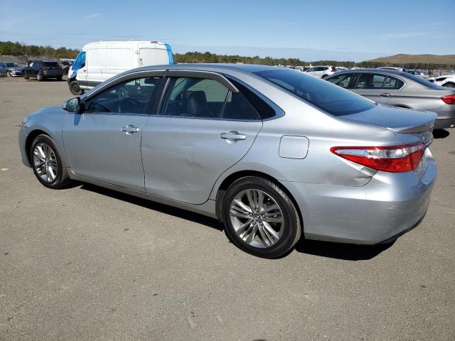 4T1BF1FK6HU356300 - 2017 TOYOTA CAMRY LE GRAY photo 2