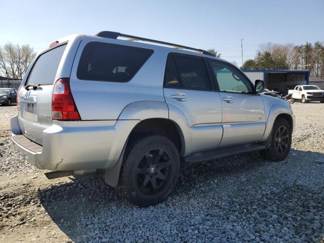 JTEZU14R378079665 - 2007 TOYOTA 4RUNNER SR5 SILVER photo 3