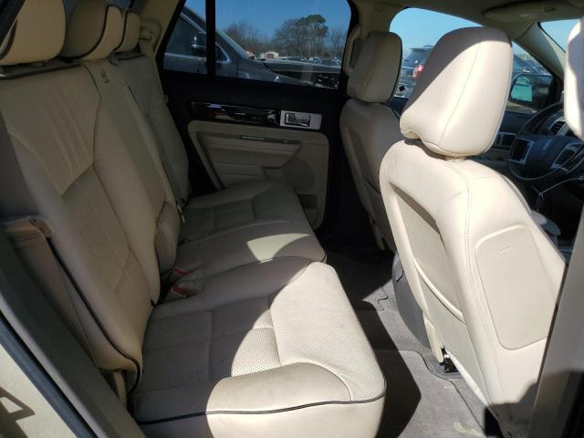 2LMDJ6JC2ABJ33661 - 2010 LINCOLN MKX GOLD photo 11