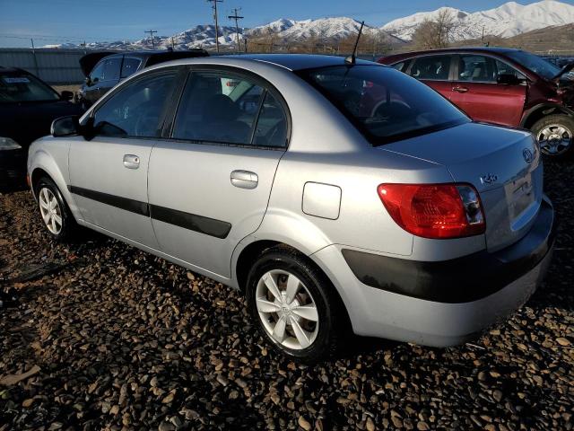 KNADE123X66066297 - 2006 KIA RIO SILVER photo 2