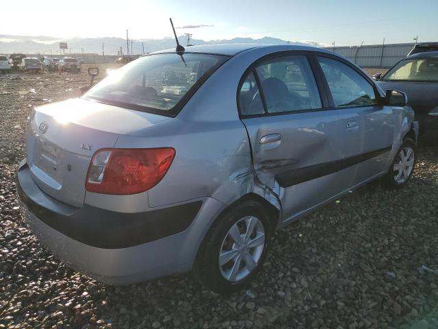 KNADE123X66066297 - 2006 KIA RIO SILVER photo 3