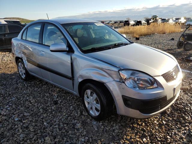 KNADE123X66066297 - 2006 KIA RIO SILVER photo 4