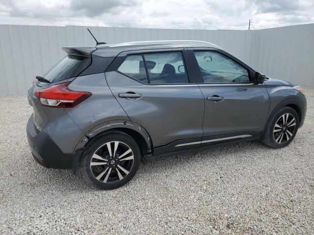 3N1CP5CU6JL544207 - 2018 NISSAN KICKS S GRAY photo 3