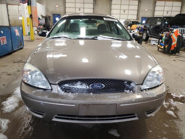 1FAFP53255A285740 - 2005 FORD TAURUS SE TAN photo 5