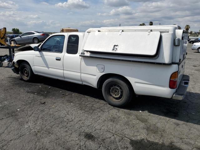 4TAVL52N8XZ400649 - 1999 TOYOTA TACOMA XTRACAB WHITE photo 2