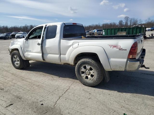5TETU62N35Z025592 - 2005 TOYOTA TACOMA PRERUNNER ACCESS CAB WHITE photo 2