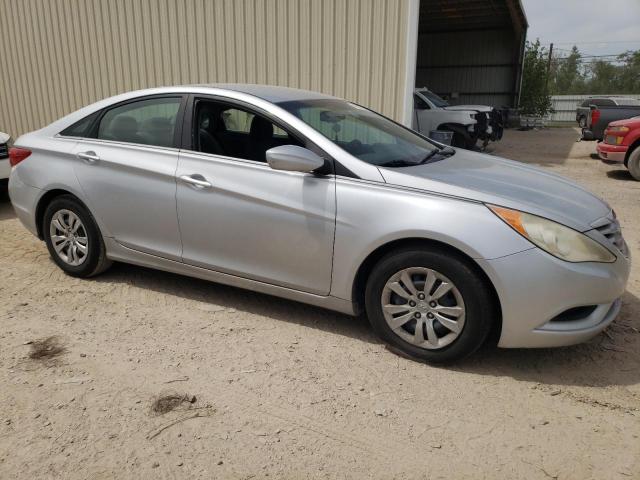 5NPEB4AC5CH351428 - 2012 HYUNDAI SONATA GLS SILVER photo 4