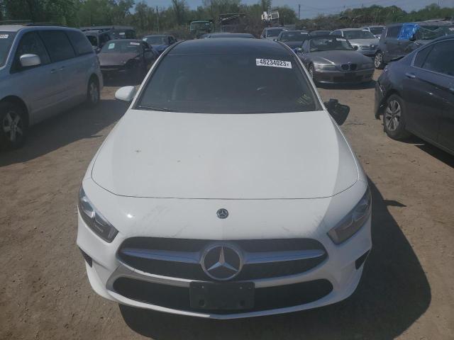 WDD3G4FB1KW024712 - 2019 MERCEDES-BENZ A 220 4MATIC WHITE photo 5