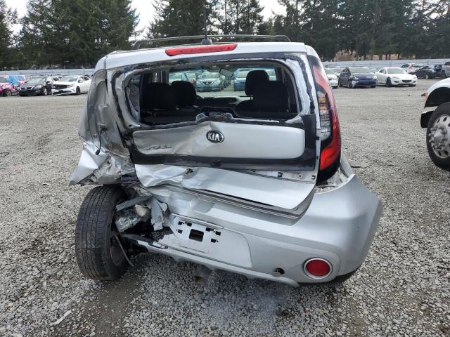 KNDJP3A57K7666326 - 2019 KIA SOUL + SILVER photo 6