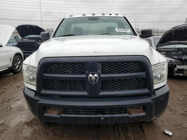 3C6LR5AT6DG514615 - 2013 RAM 2500 ST WHITE photo 5