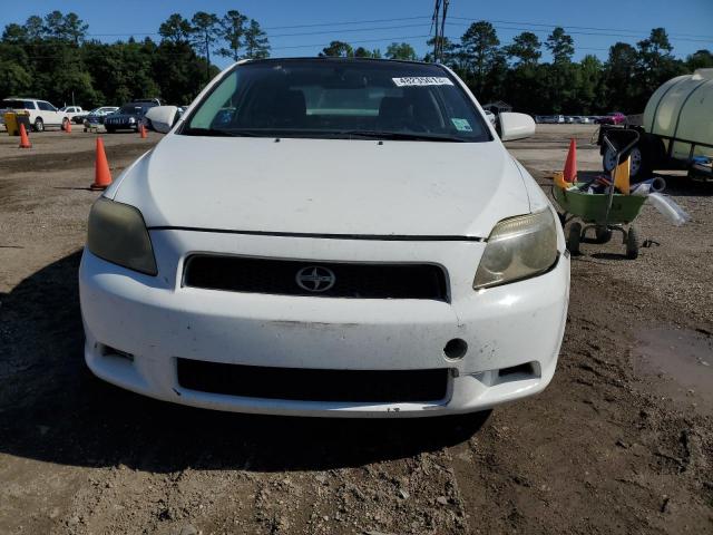 JTKDE177750055301 - 2005 TOYOTA SCION TC WHITE photo 5