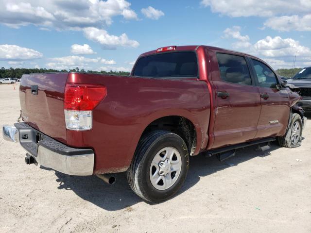 5TFEM5F17AX014932 - 2010 TOYOTA TUNDRA CREWMAX SR5 RED photo 3