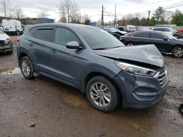 KM8J2CA45JU676175 - 2018 HYUNDAI TUCSON SE GRAY photo 4