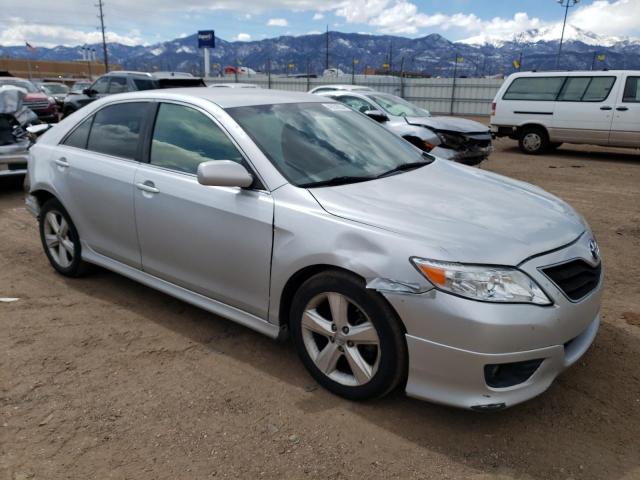 4T1BF3EK7AU008895 - 2010 TOYOTA CAMRY BASE SILVER photo 4