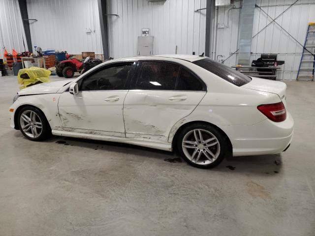 WDDGF8FB6CA673027 - 2012 MERCEDES-BENZ C 250 4MATIC WHITE photo 2