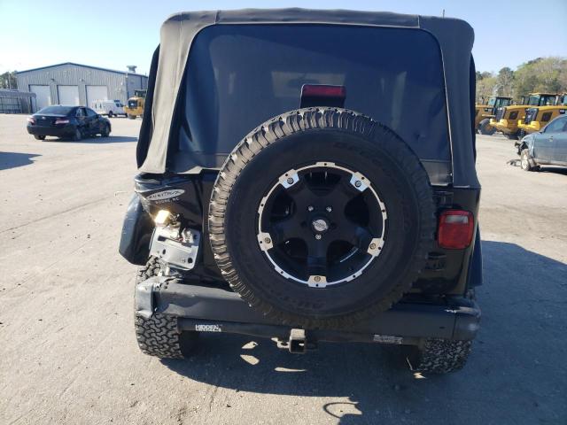 1J4FA59S33P370339 - 2003 JEEP WRANGLER / SAHARA BLACK photo 6