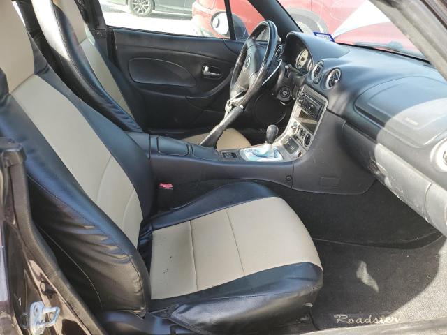 JM1NB353740401958 - 2004 MAZDA MX-5 MIATA BASE BLACK photo 10